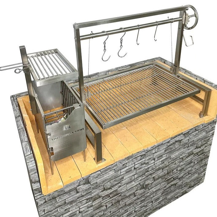 Tagwood BBQ09SS Built-In Insert Santa Maria Argentine Grill + 60 Firebricks Bundle | Novaselectes