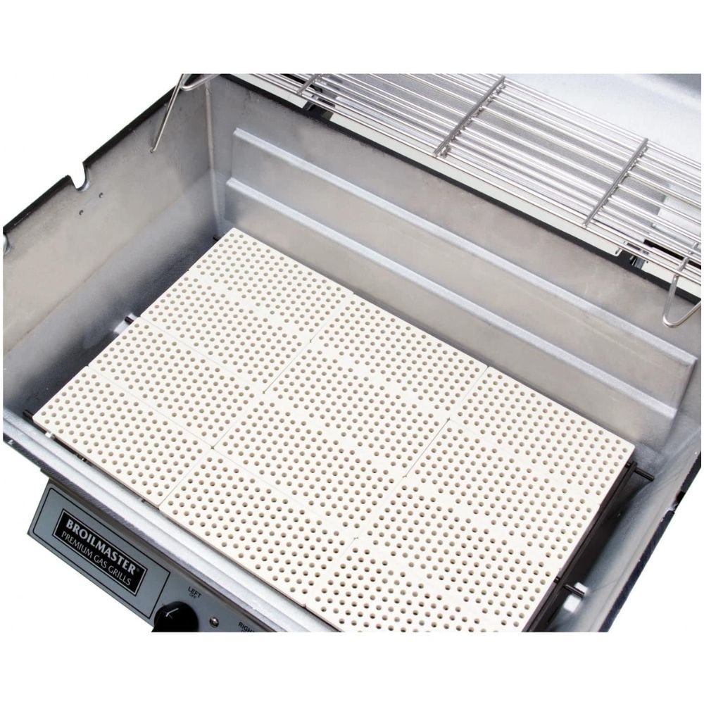 Broilmaster P3SX Super Premium Gas Grill with Smoker Shutter & Griddle