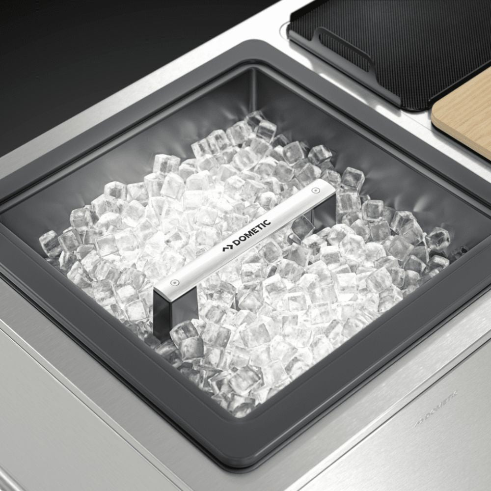 Dometic MoBar 550S Outdoor mobile bar, dual zone refrigerator