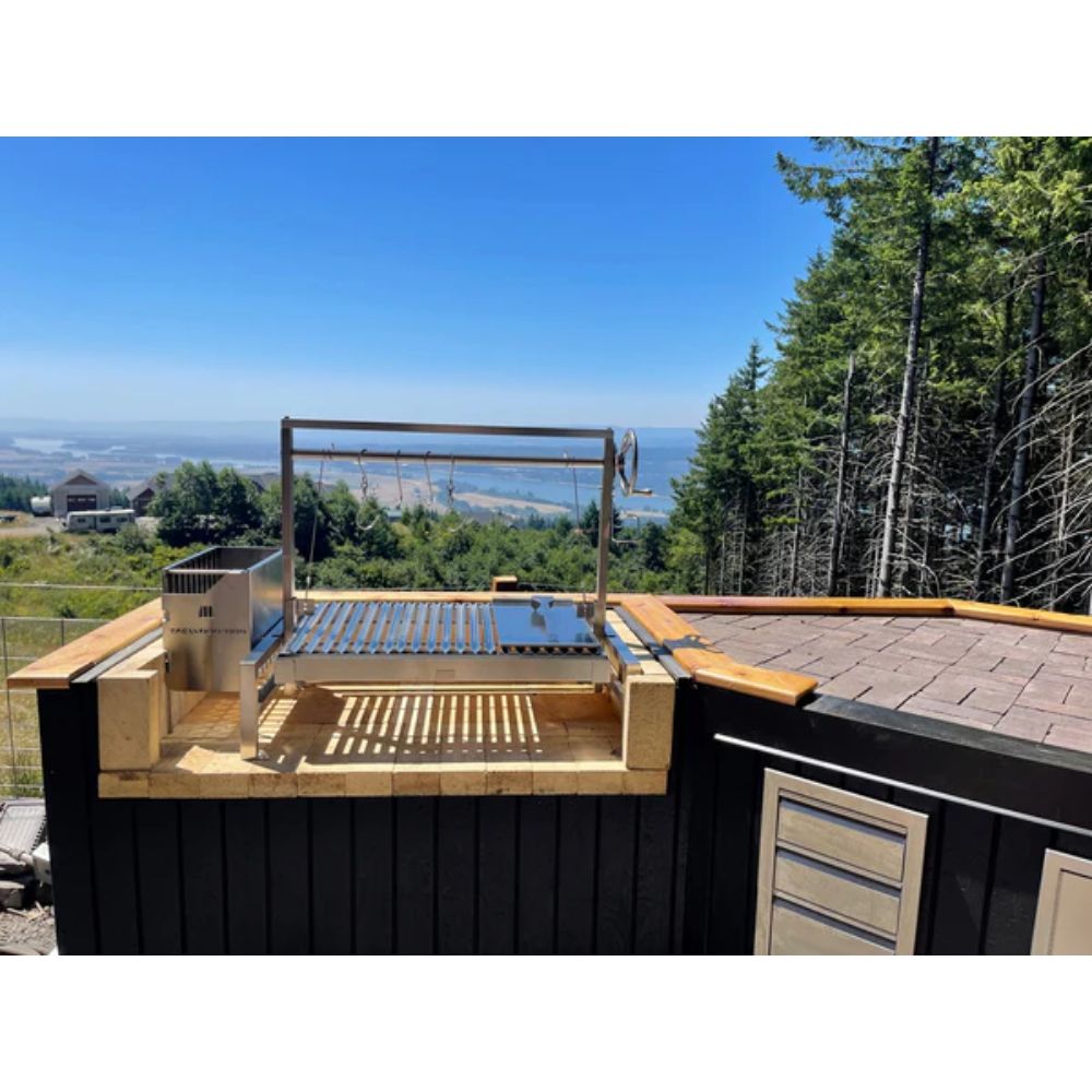 Tagwood BBQ09SS Built-In Insert Santa Maria Argentine Grill + 60 Firebricks Bundle | Novaselectes
