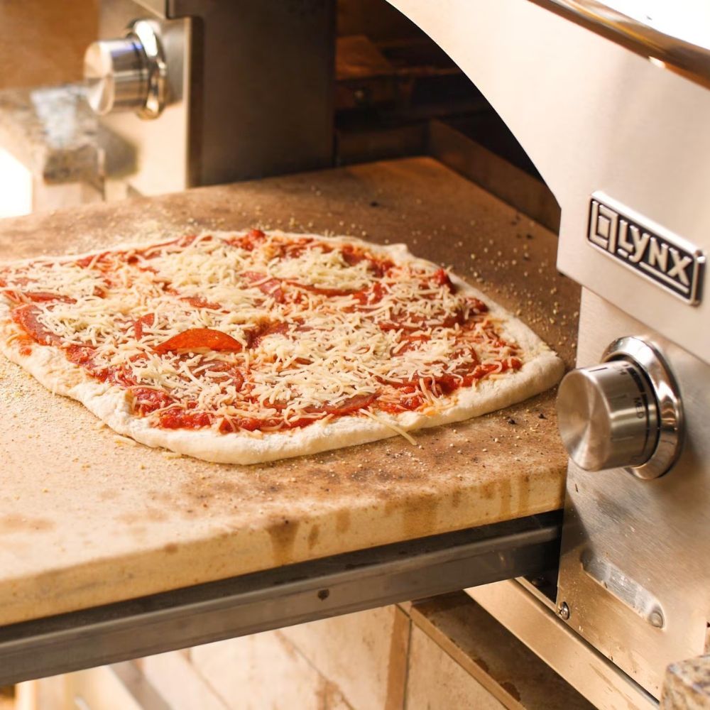 Lynx Napoli LPZA Professional 30-Inch Gas Outdoor Pizza Oven - Built-in/Countertop