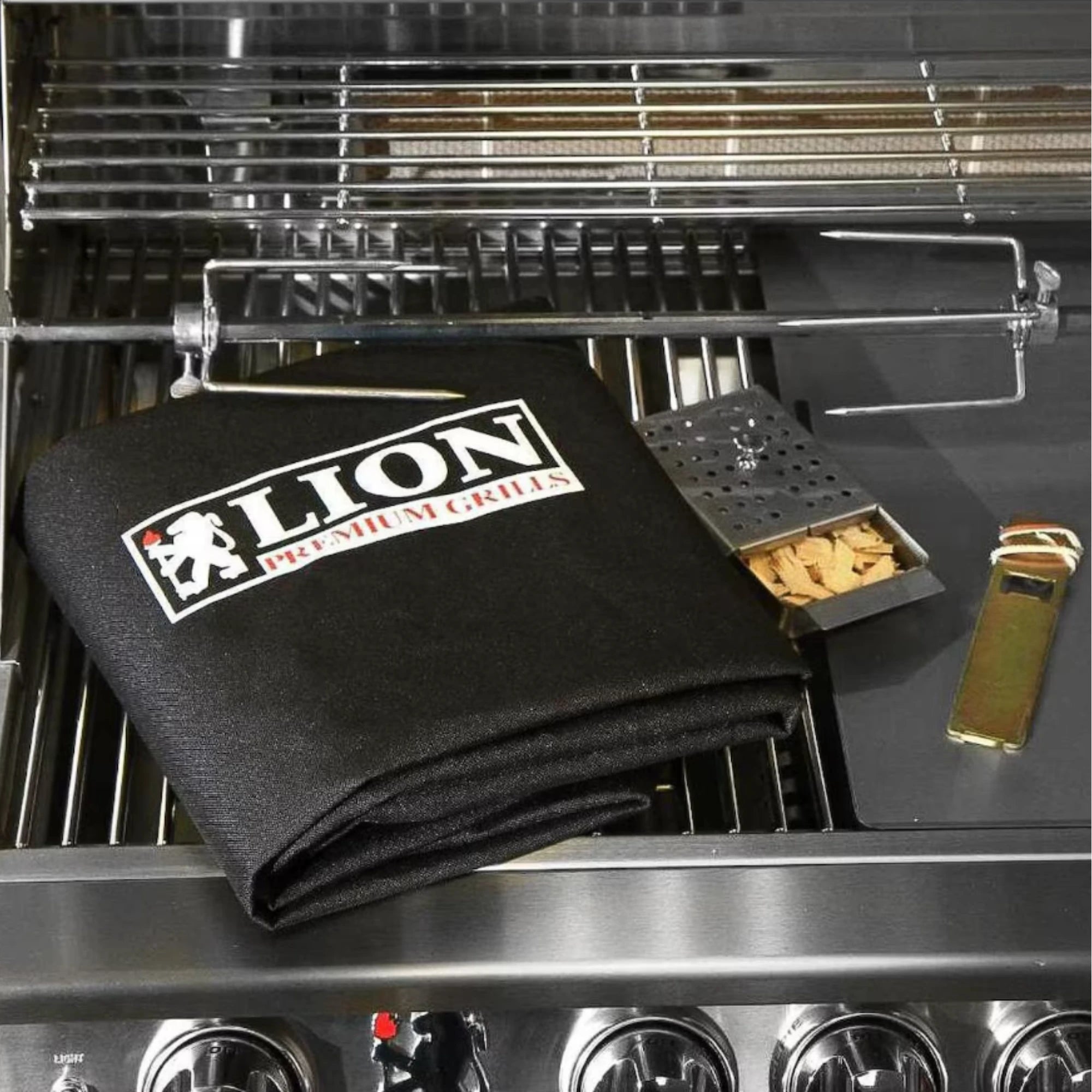 Lion L90000 40-Inch 5-Burner Stainless Steel Built-In Propane Gas Grill