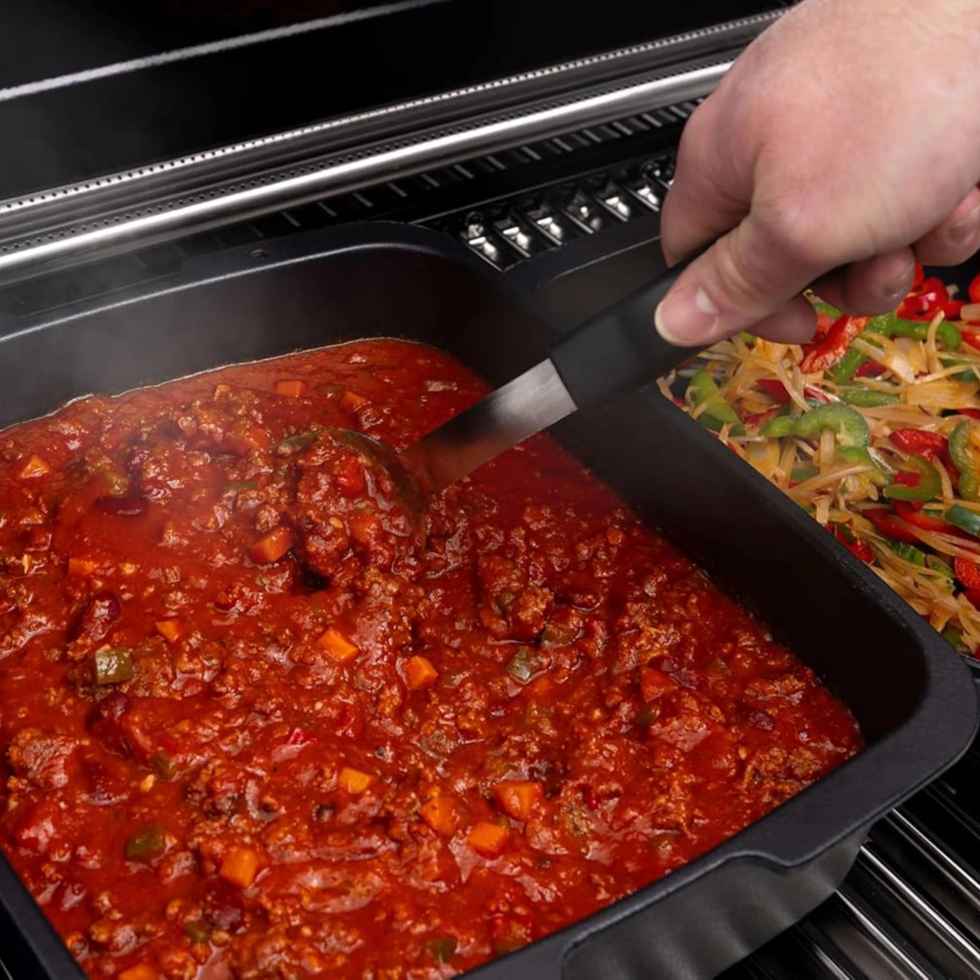 Broil King Cast Iron Dutch Oven Roaster | Novaselectes