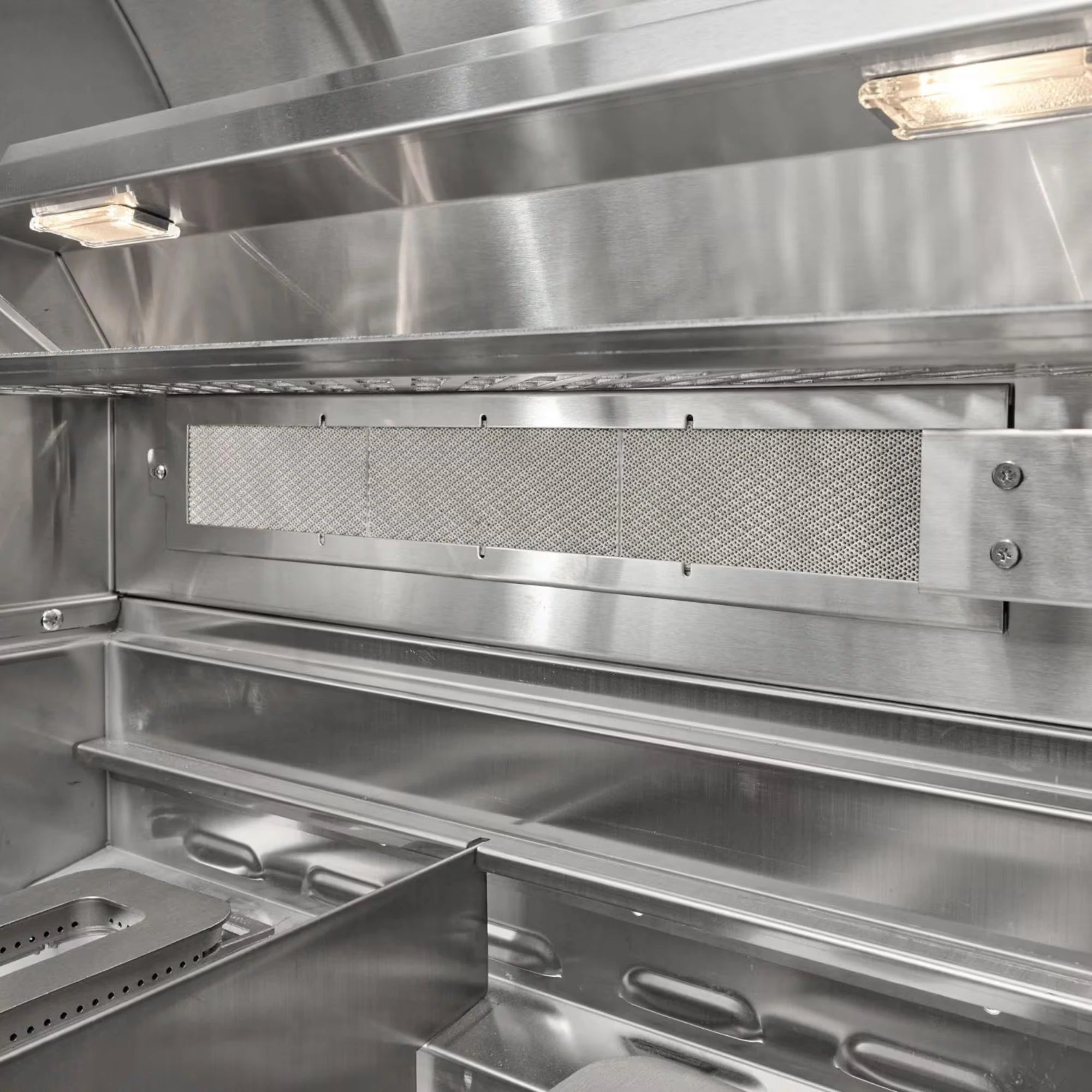 Coyote SL-Series 36-Inch 4-Burner Built-in Gas Grill | Novaselectes