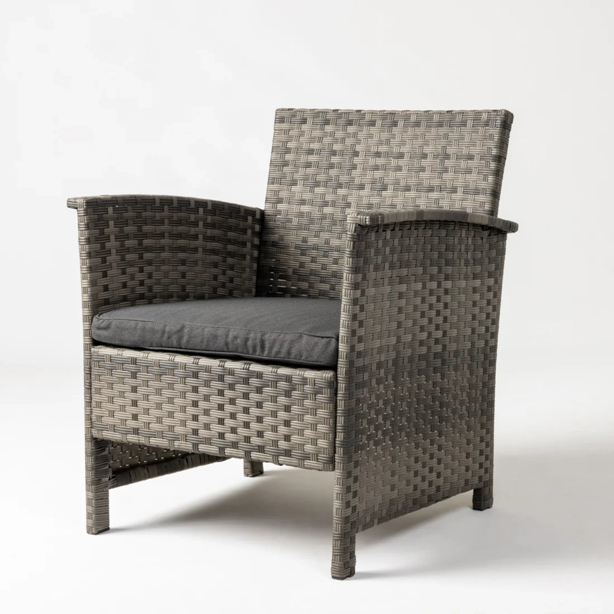 Well Traveled Living Jareth Wicker Patio Set | Novaselectes