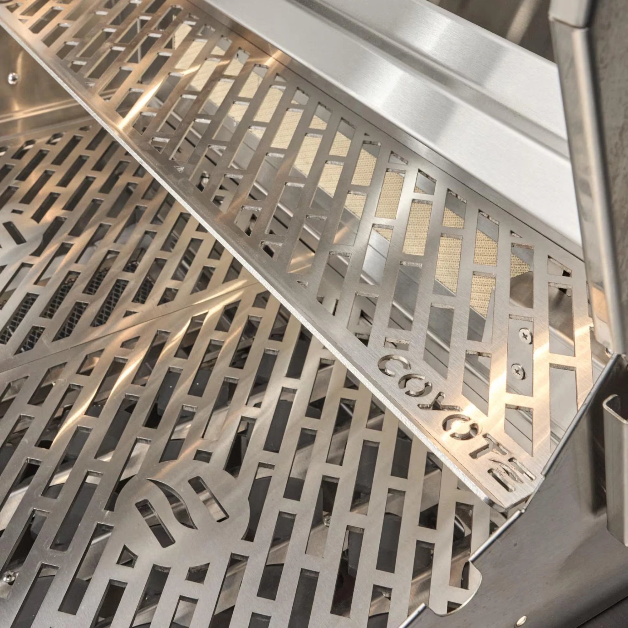 Coyote SL-Series 36-Inch 4-Burner Built-in Gas Grill | Novaselectes