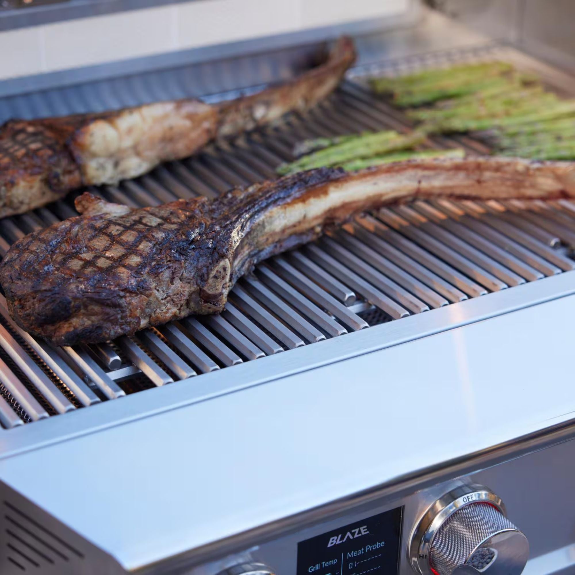 Blaze LTE PRO 40-Inch 5-Burner Freestanding Gas Grill w/ Digital Temperature Screen & Rear Infrared Burner | Novaselectes