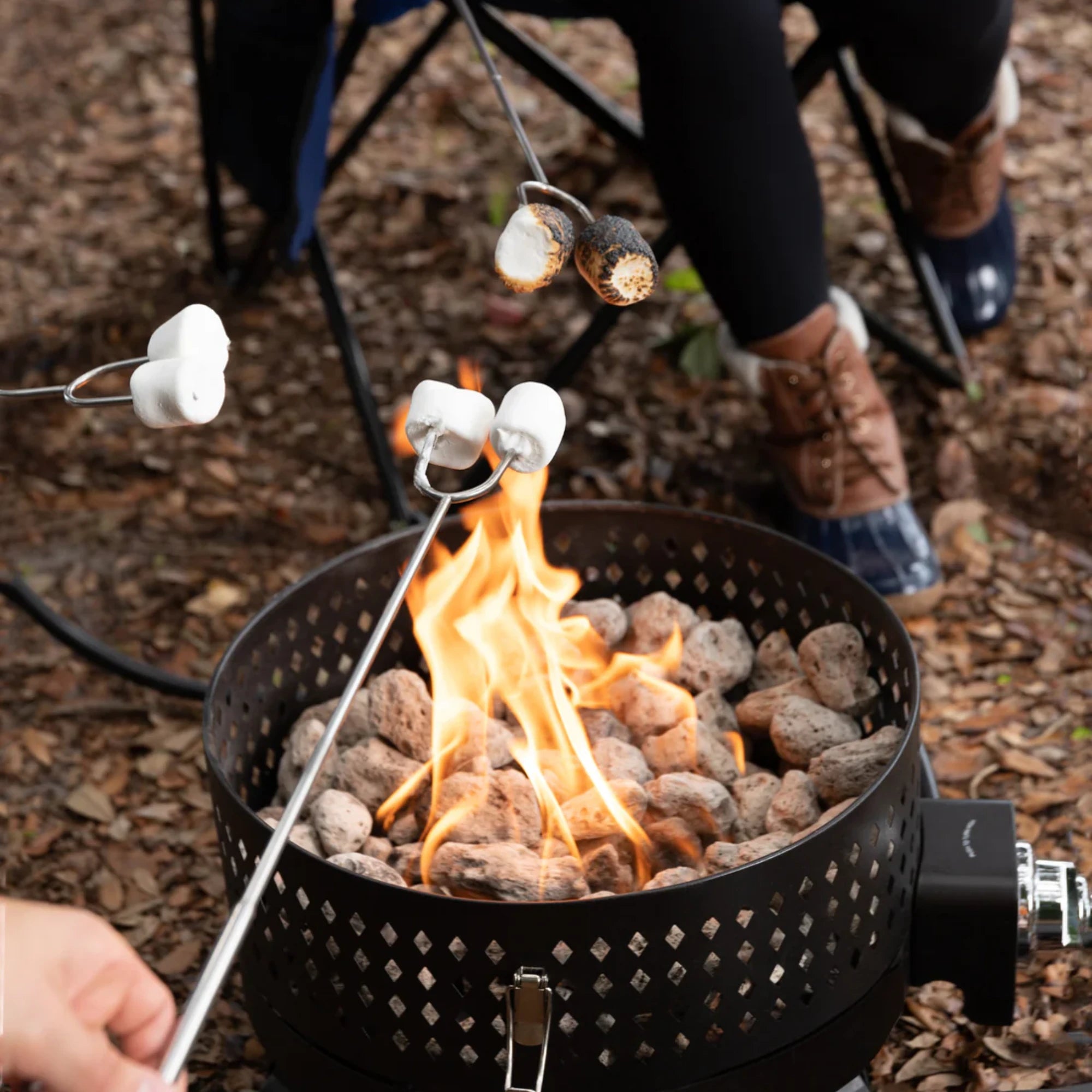 Well Traveled Living Sporty Campfire Portable Gas Fire Pit | Novaselectes