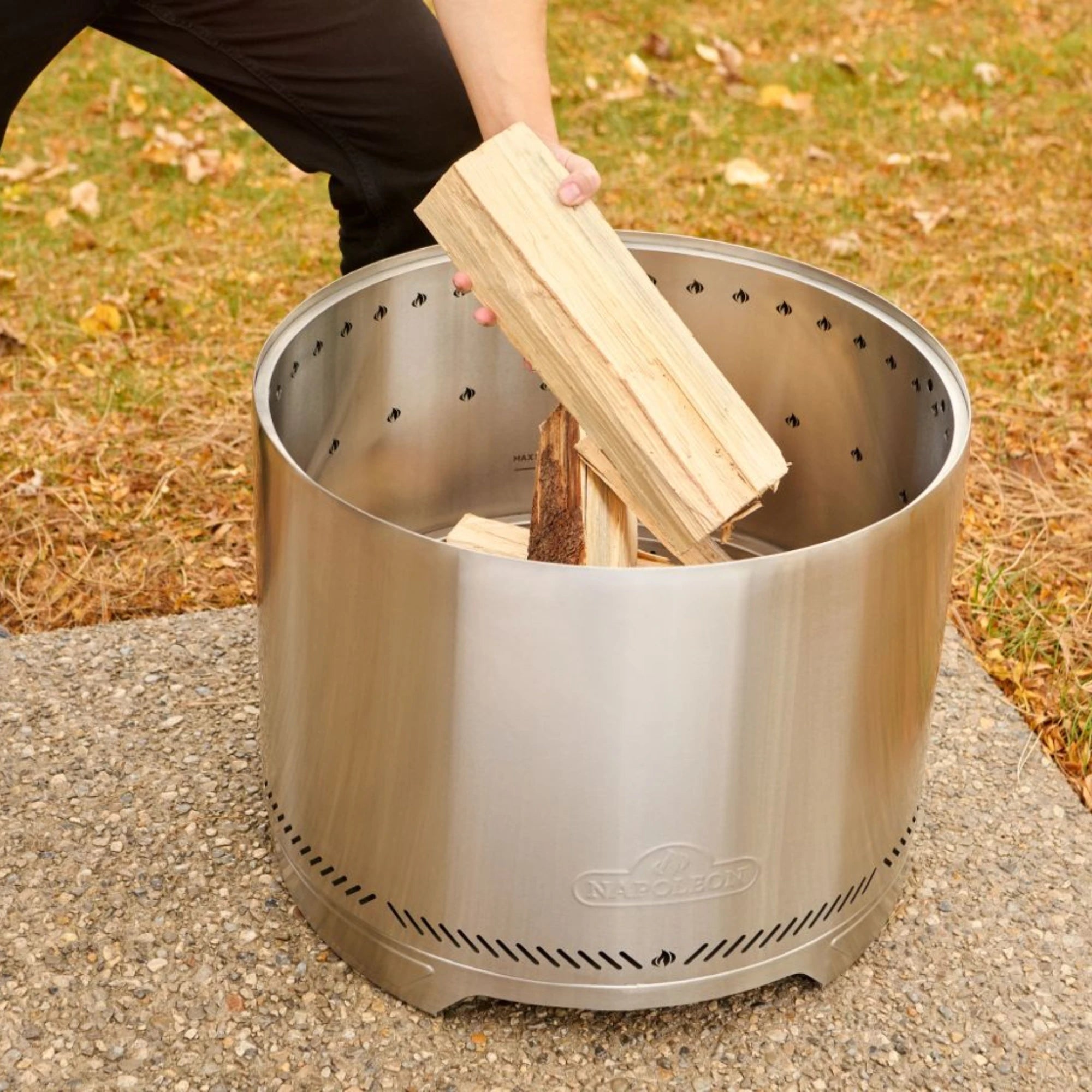 Napoleon Timberwolf 18-Inch Stainless Steel Smokeless Fire Pit | Novaselectes