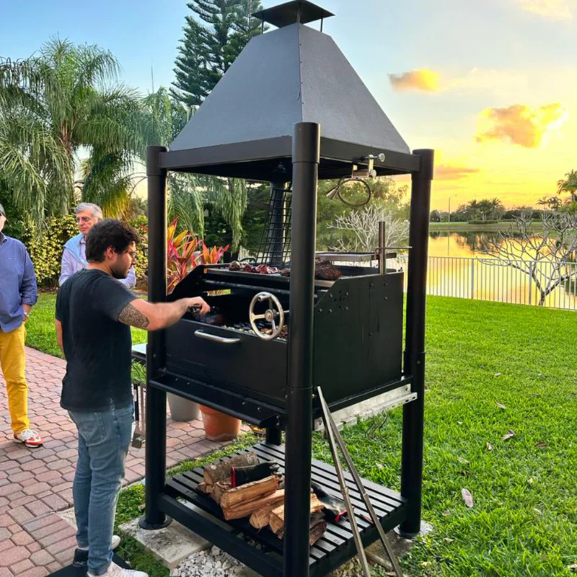 Tagwood BBQ02SIB Premium Freestanding Black Santa Maria Argentine Grill - "The Beast" | Novaselectes