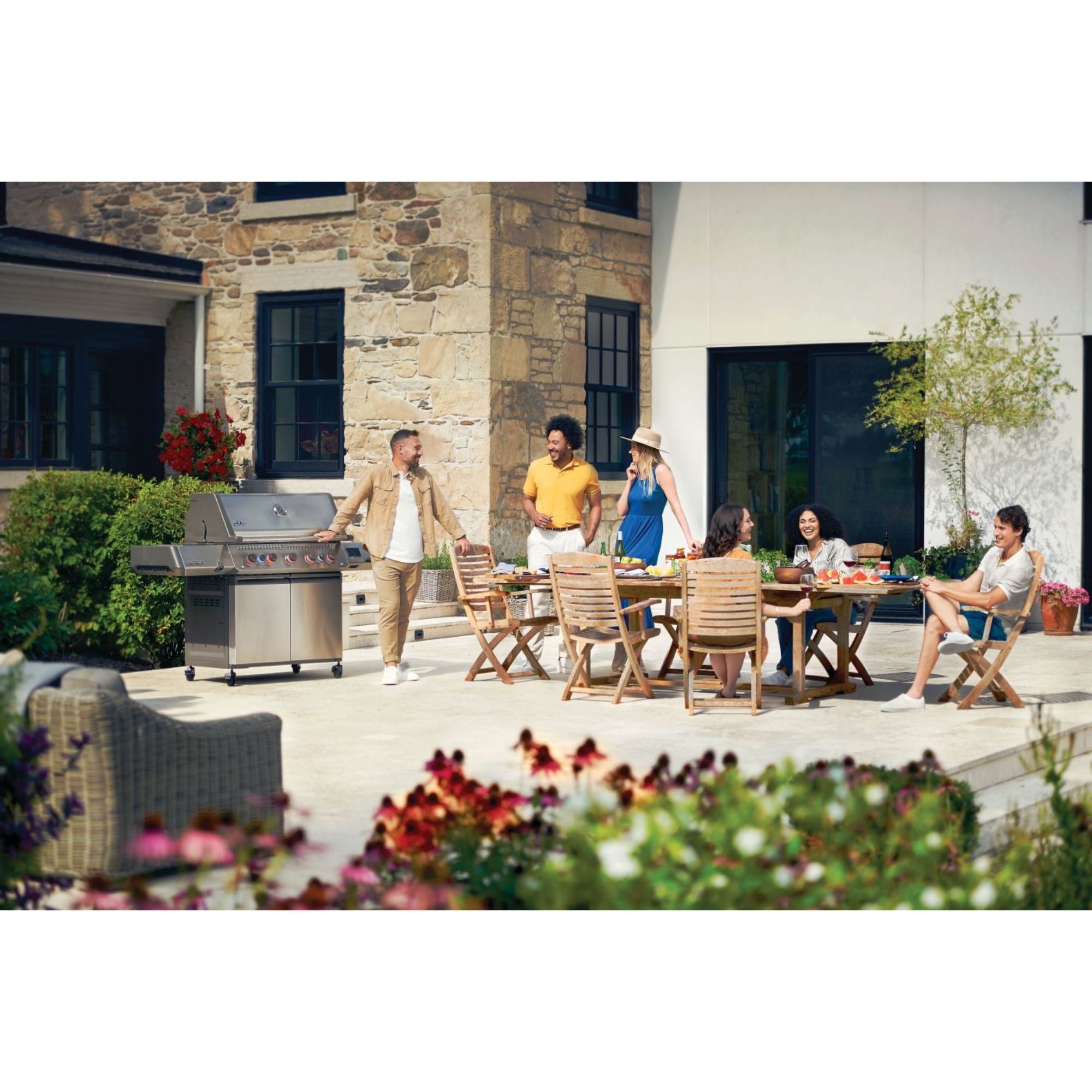 Napoleon Prestige 665 Connected RSIB w/ Infrared Side and Rear Burner | Novaselectes