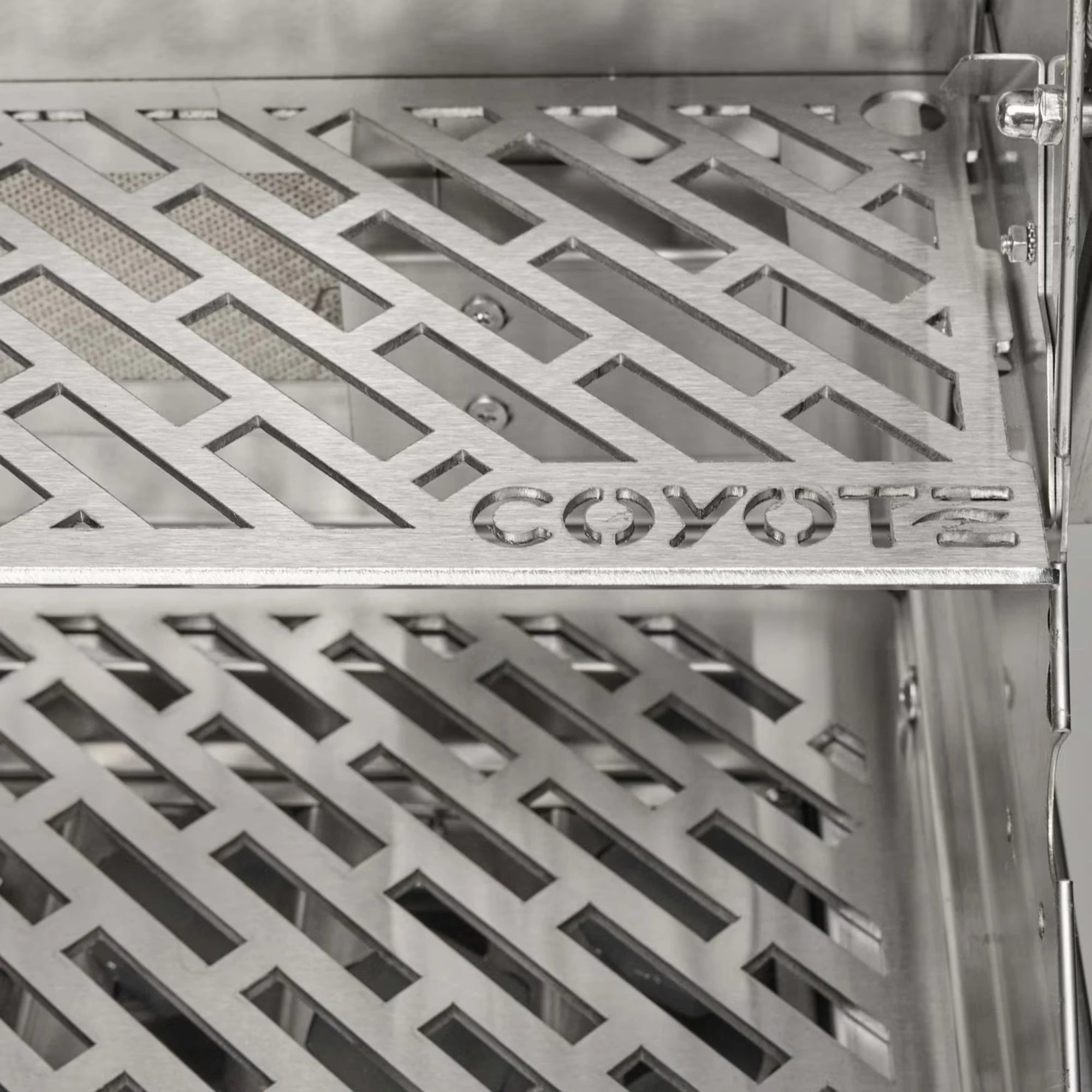 Coyote SL-Series 30-Inches 2-Burner Built-in Gas Grill | Novaselectes