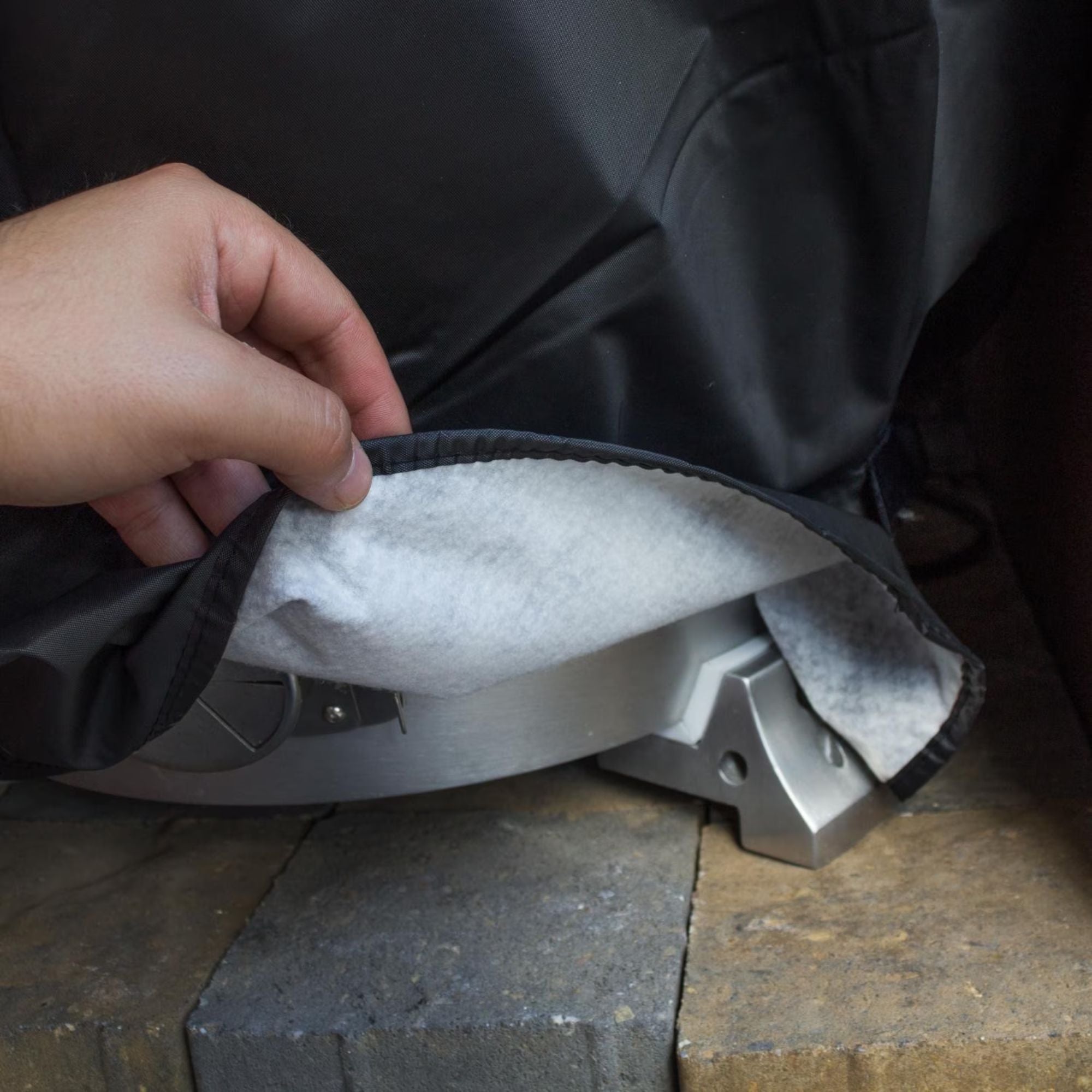 Blaze Grill Cover for Kamado 20-Inch Grills | Novaselectes