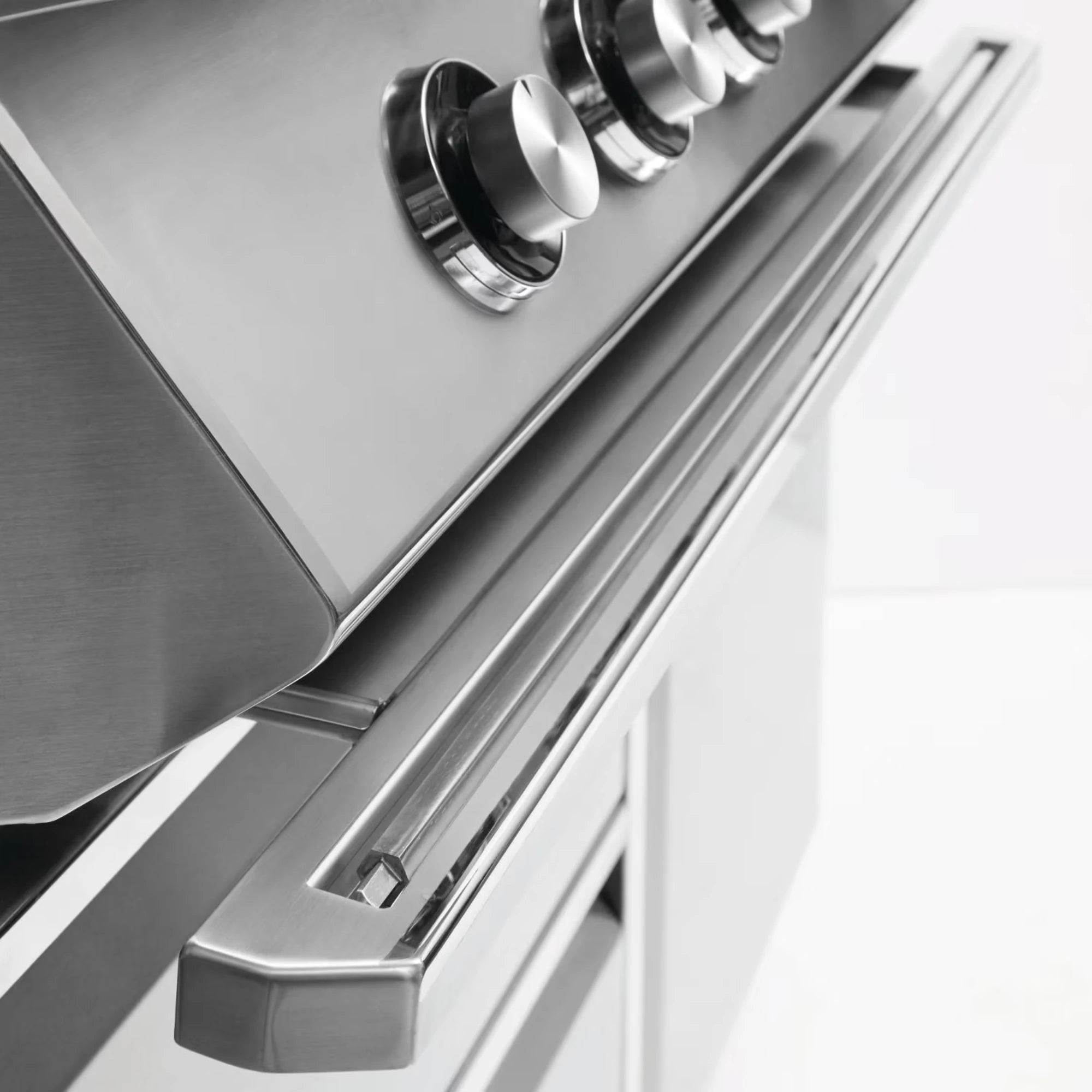 Twin Eagles 36" Gas Built-In Grill w/ Rotisserie | Novaselectes