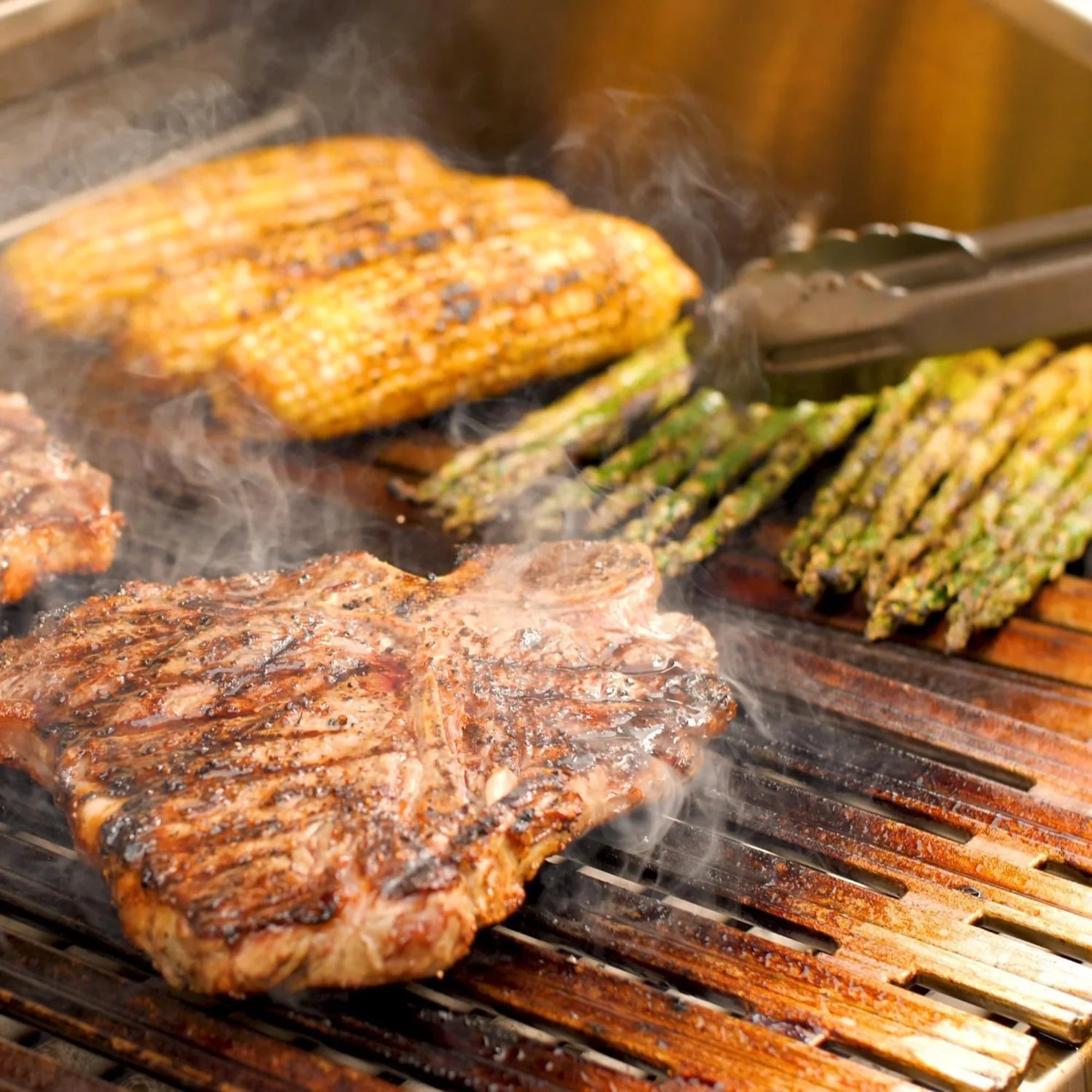 DCS Series 7 36-inch Built-In Grill w/ Integrated Smoker Box | Novaselectes