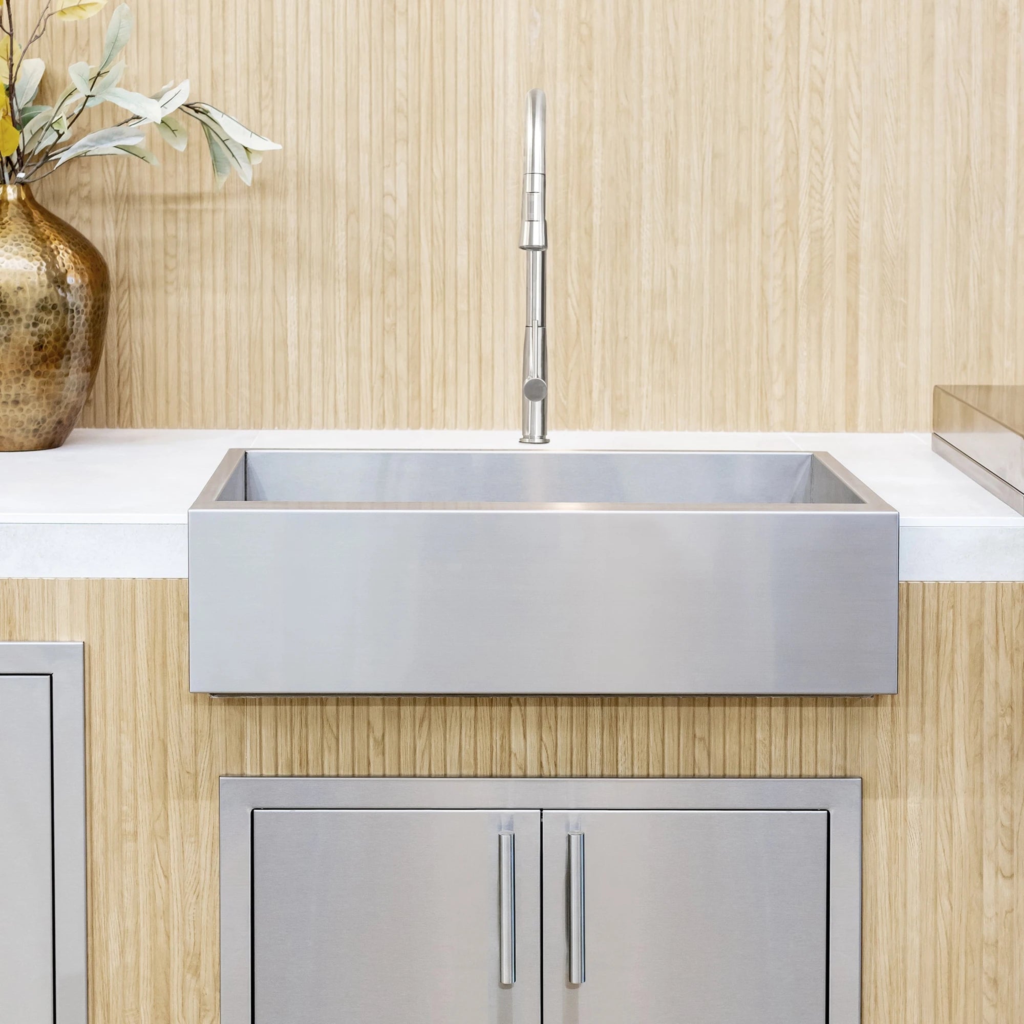 Summerset 32-Inch Farmhouse Sink | Novaselectes