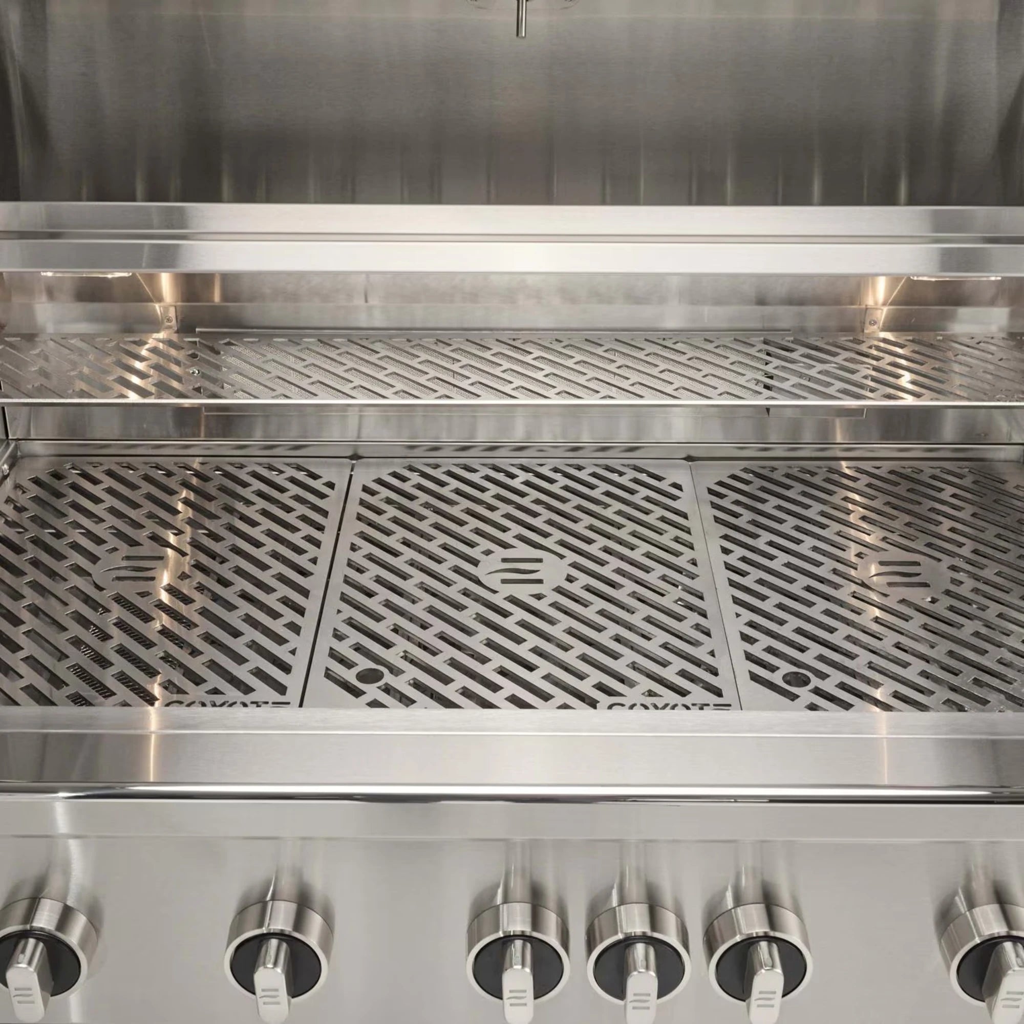 Coyote SL-Series 42-Inch 5-Burner Built-in Gas Grill | Novaselectes