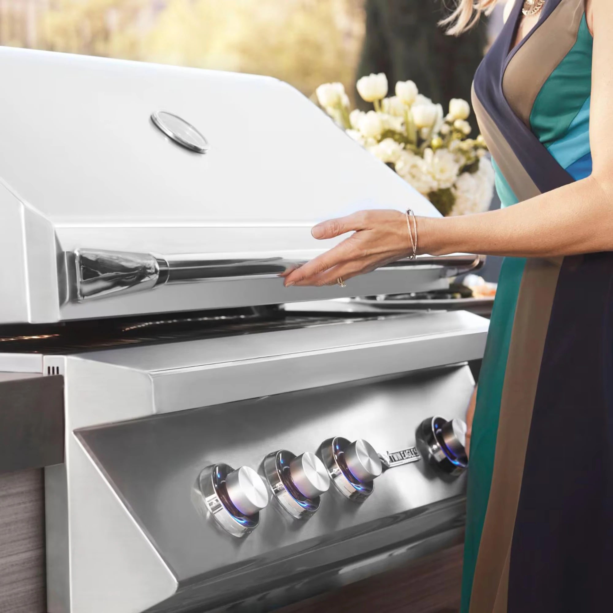 Twin Eagles 42" Gas Built-In Grill | Novaselectes