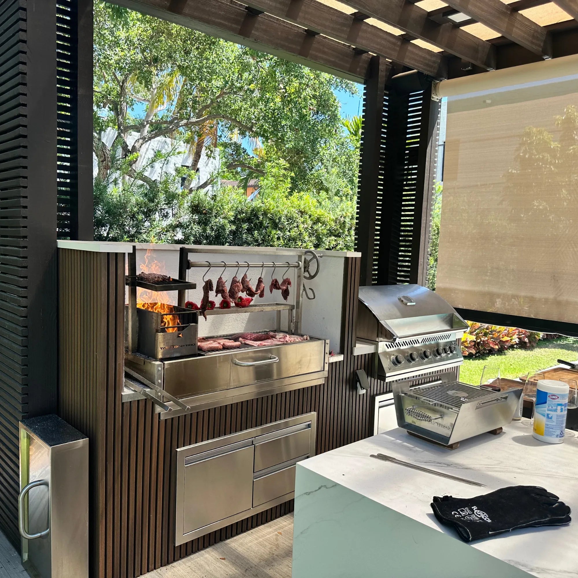 Tagwood BBQ05SS Built-In Argentine Wood Fire & Charcoal Grill | Novaselectes