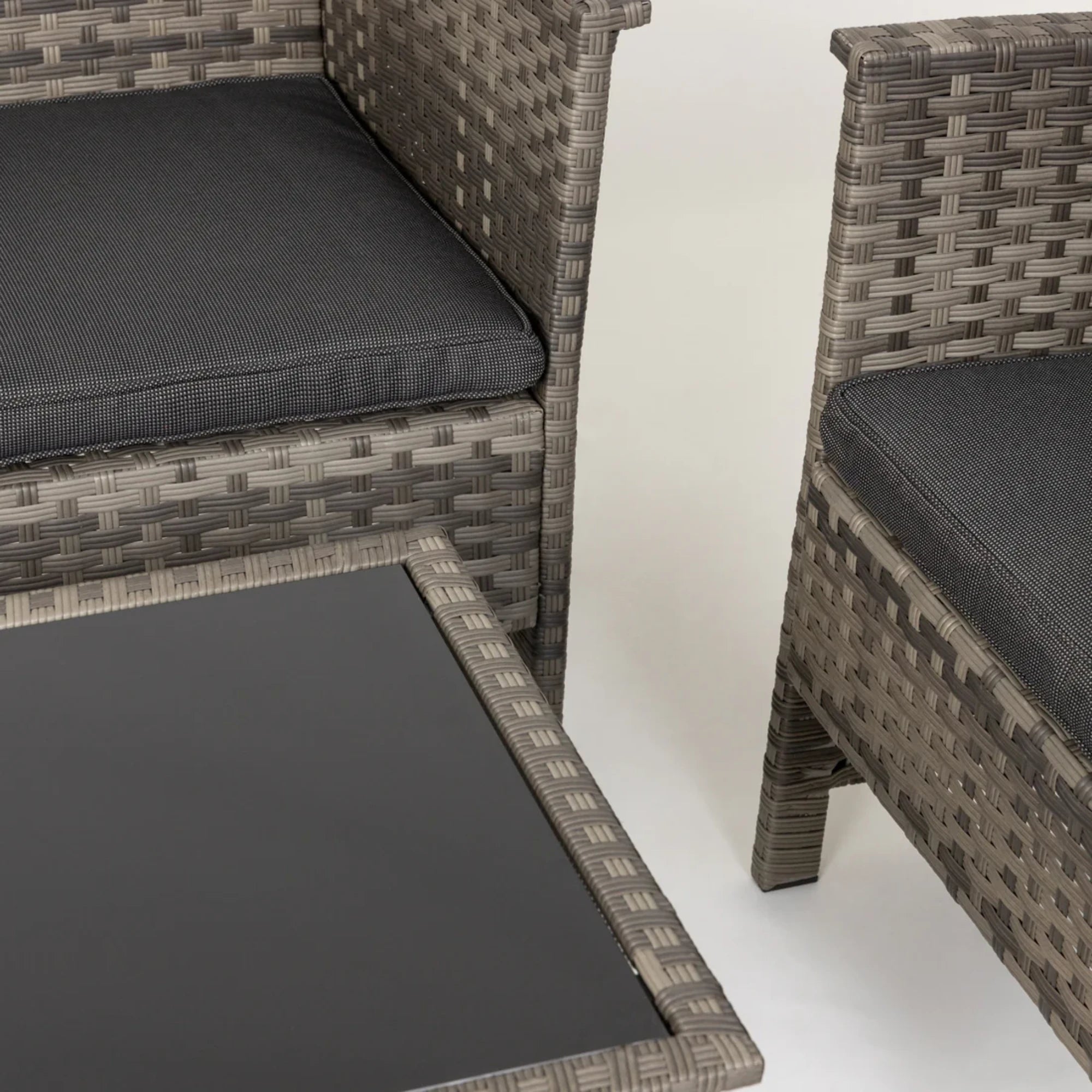 Well Traveled Living Jareth Wicker Patio Set | Novaselectes