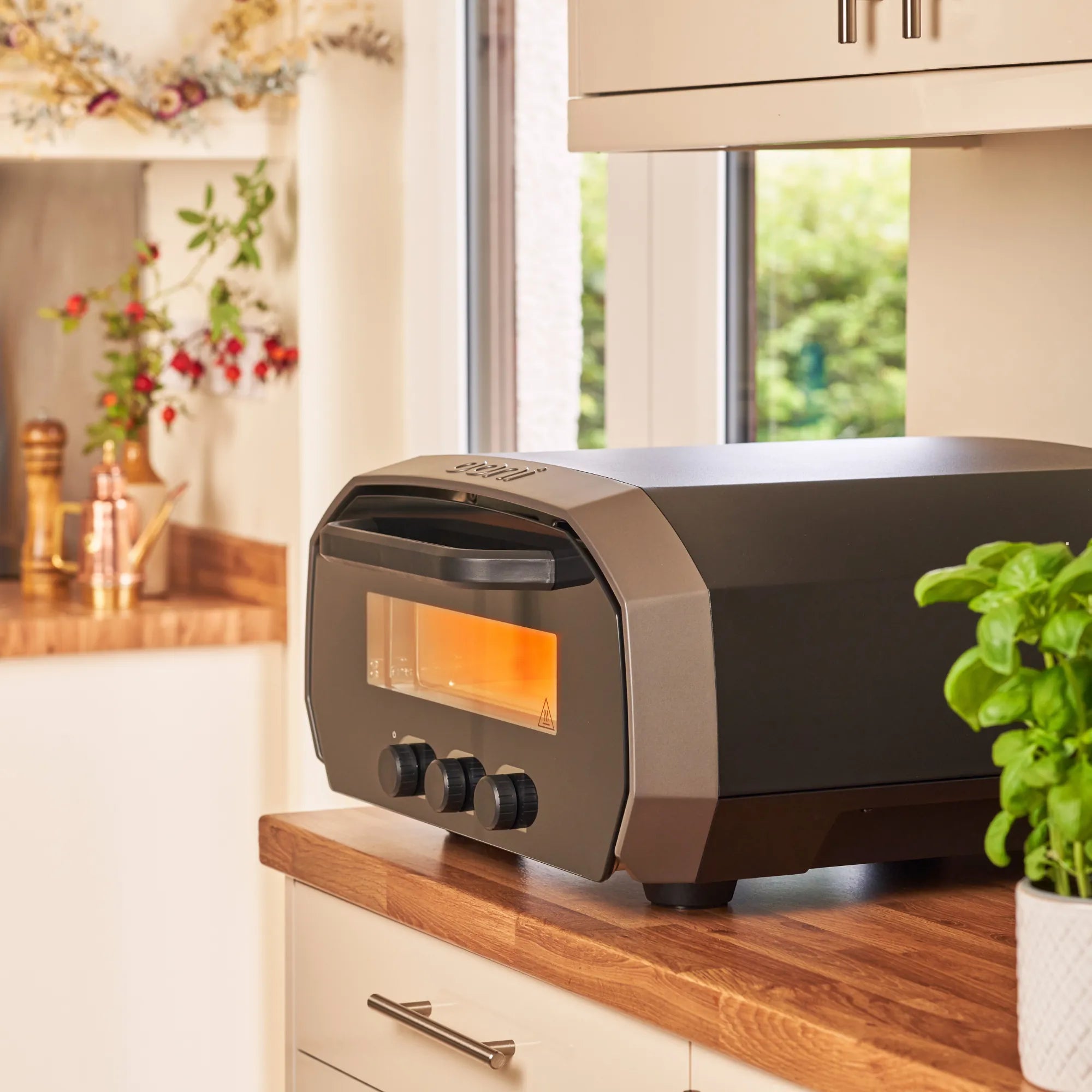 Ooni Volt 12 Electric Pizza Oven | Novaselectes