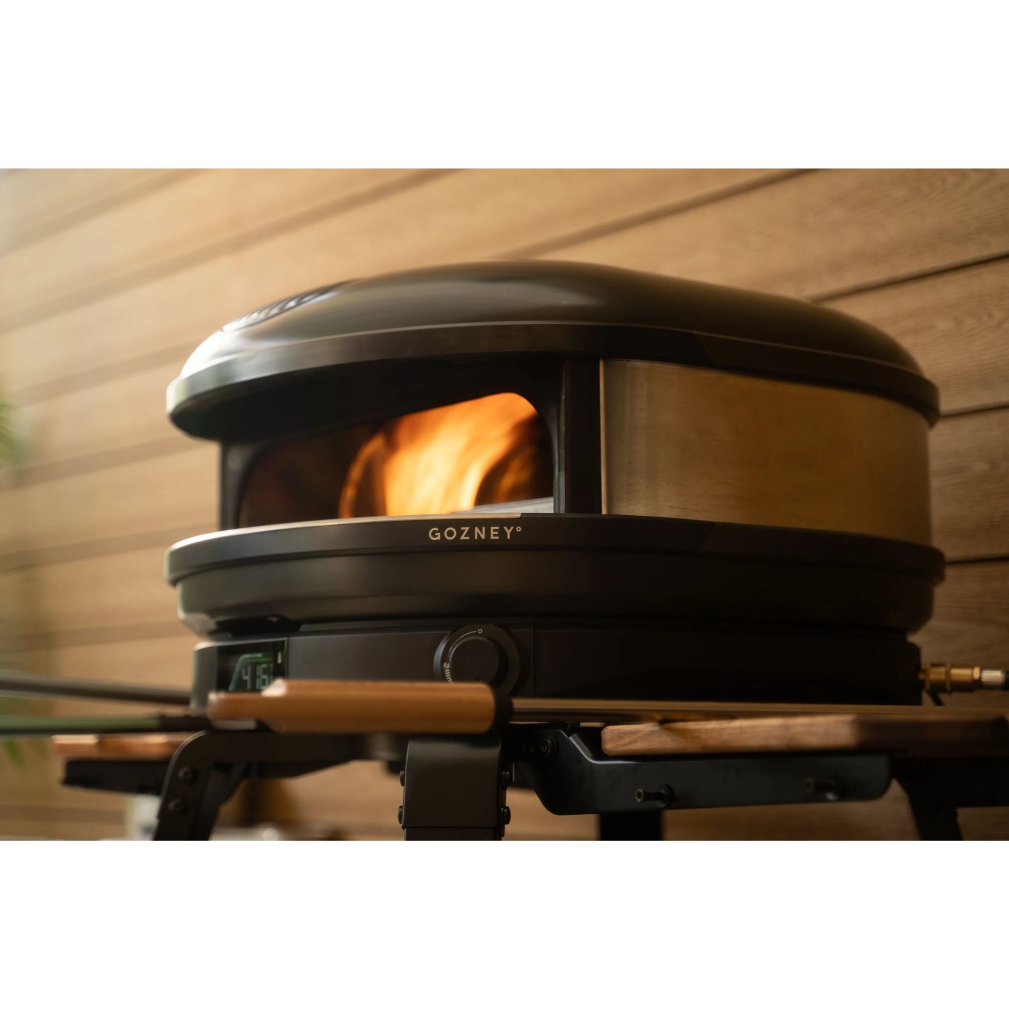 Gozney Arc Off-Black Outdoor Propane Gas Pizza Oven | Novaselectes