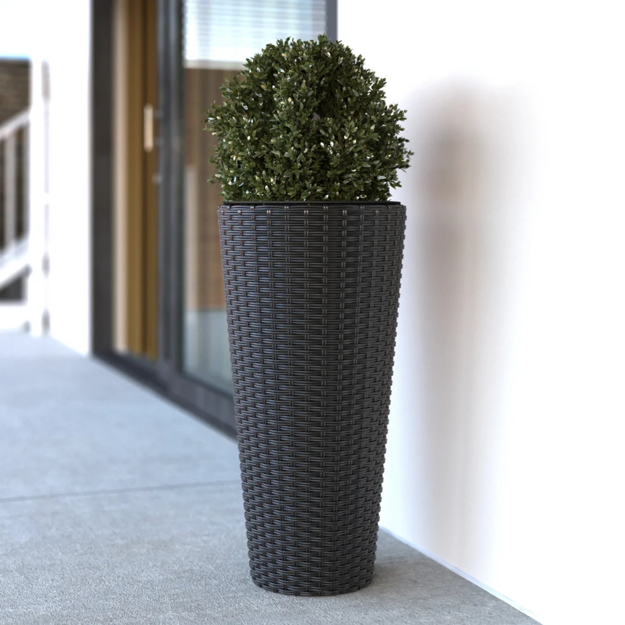 Well Traveled Living Noah Round Wicker Planter 2-piece Set in Black | Novaselectes