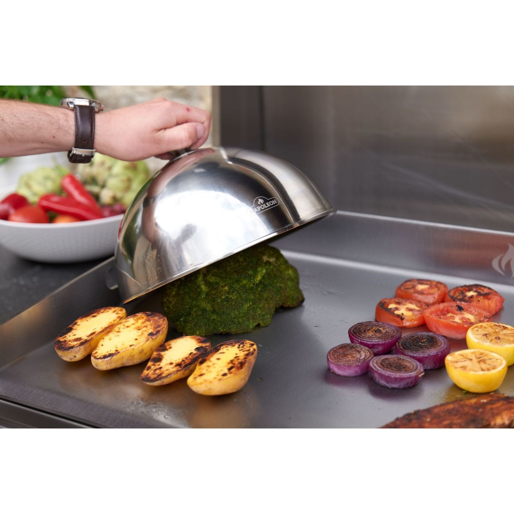 Napoleon 700 Series 32 Stainless Steel Built-In Gas Griddle | Novaselectes