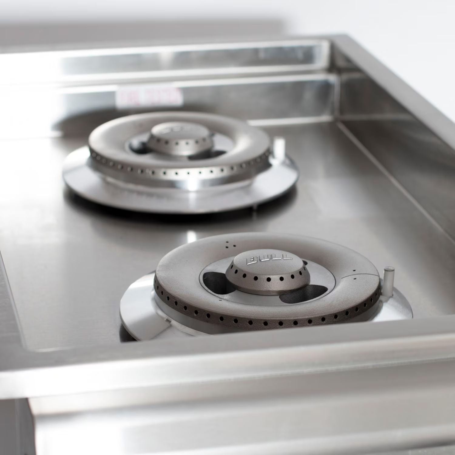 Bull Built-In Gas Double Side Burner w/ Stainless Steel Lid | Buy at Novaselectes
