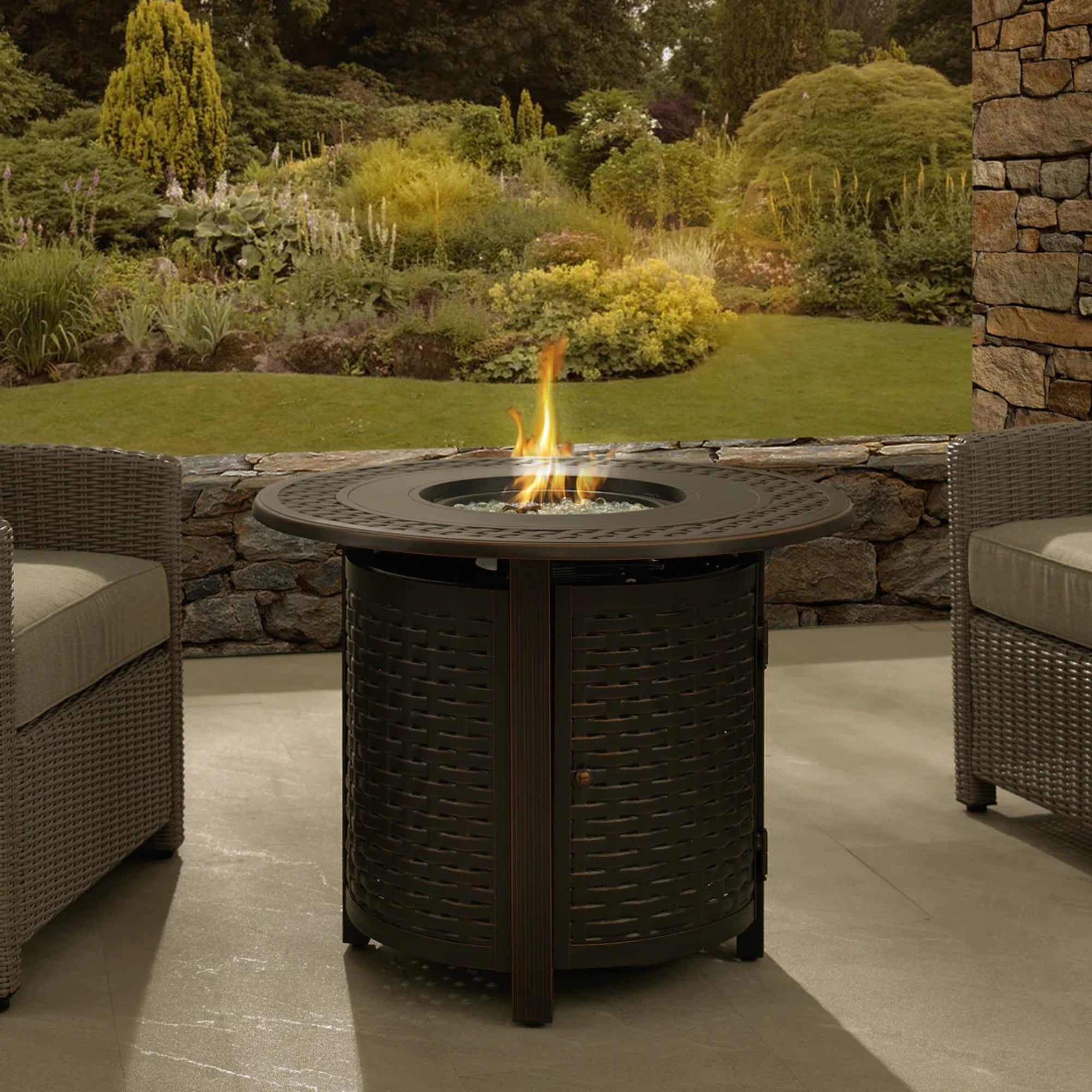Well Traveled Living Hendricks Aluminum 34" Round Propane Fire Pit | Novaselectes