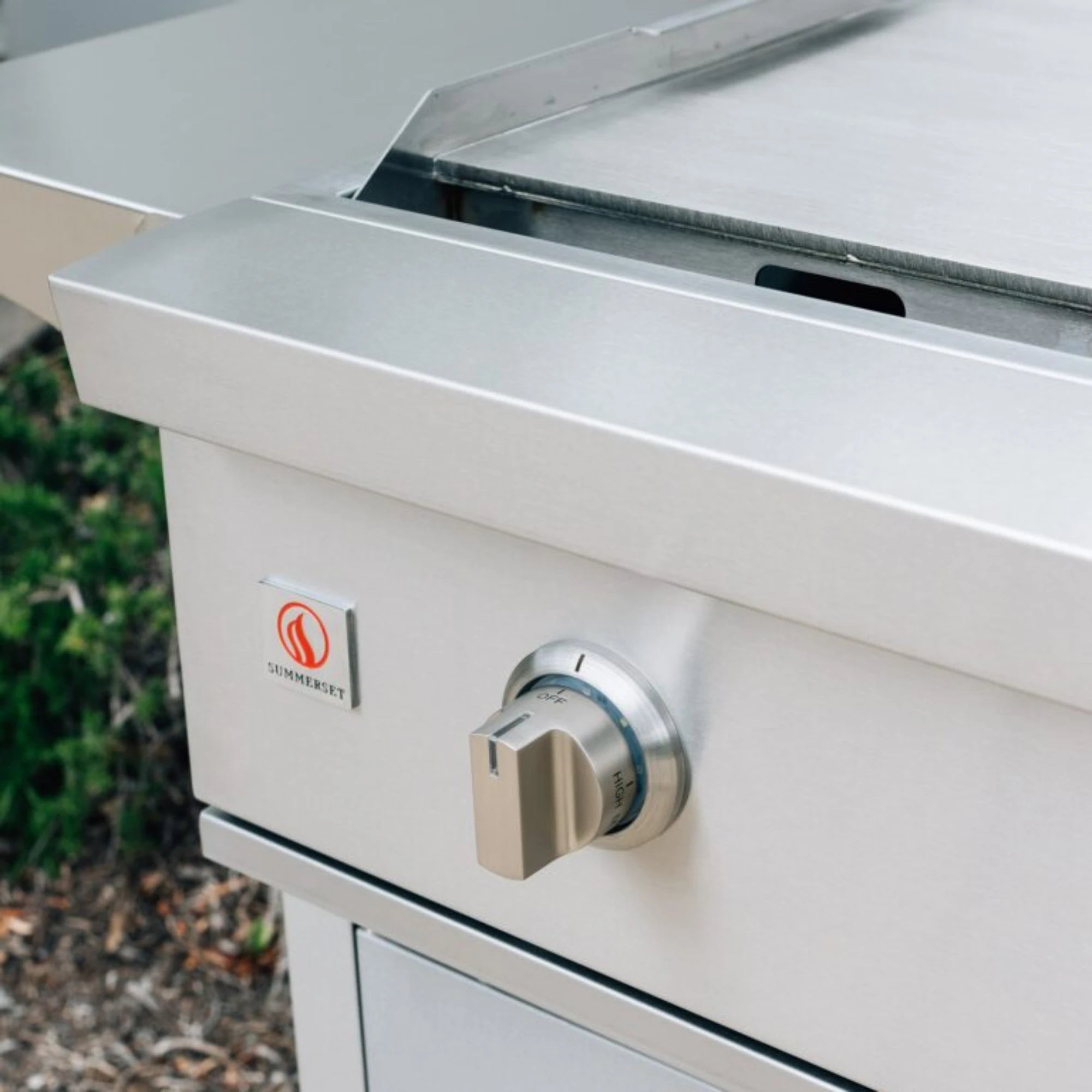 Summerset Pro 30-Inch Built-In Gas Griddle | Novaselectes