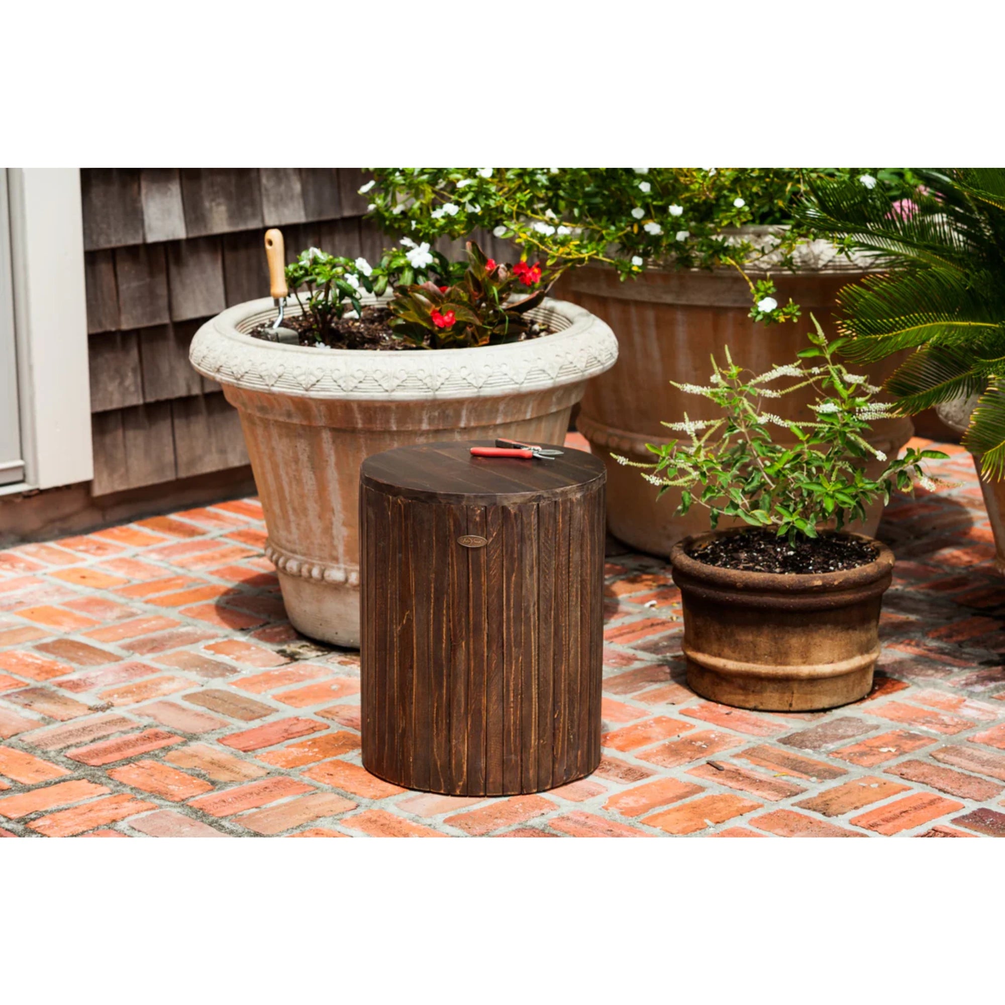 Well Traveled Living Michael Round Garden Stool | Novaselectes
