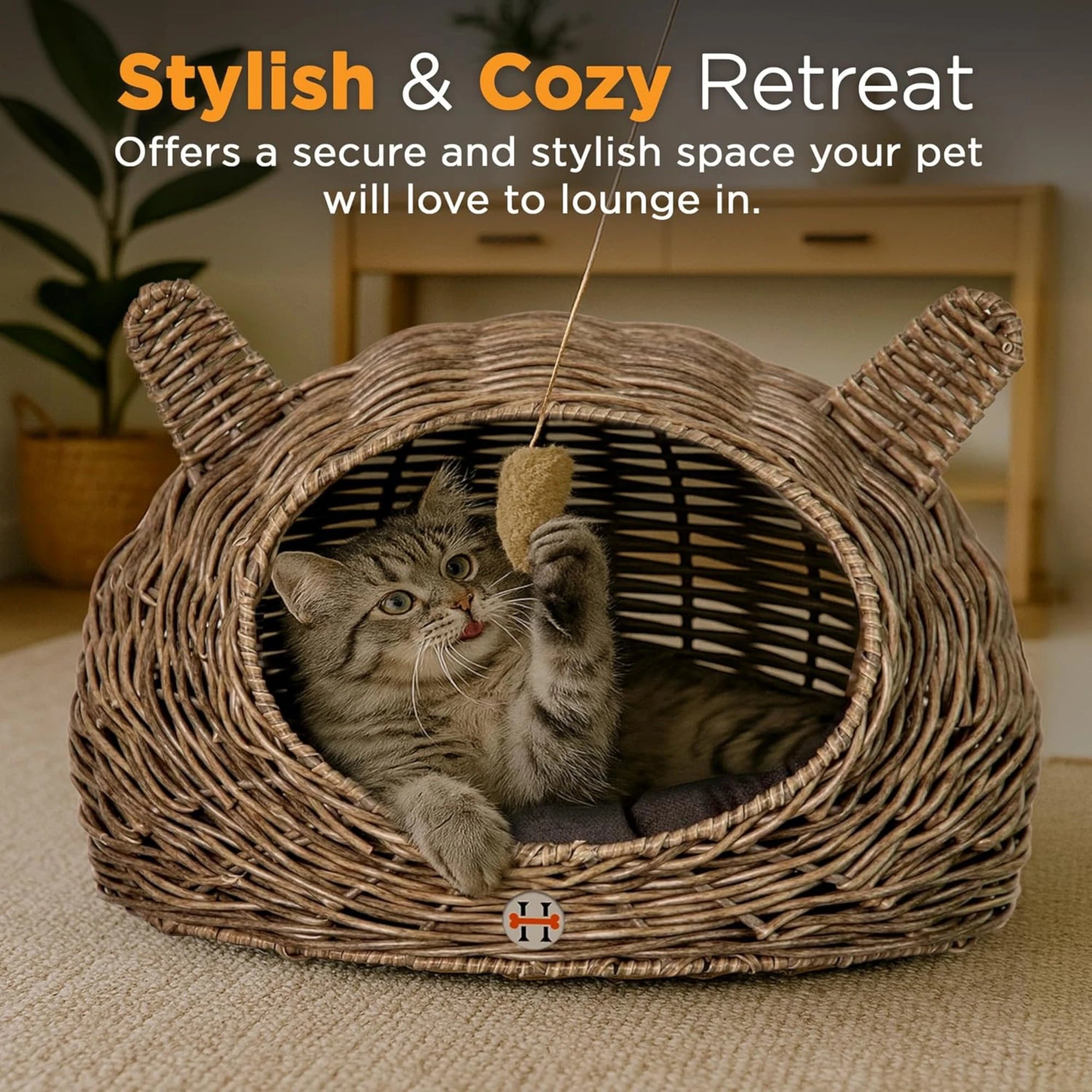 Huntley Pet Wicker Cat Shaped Play House Pet Bed w/ Cushion | Novaselectes