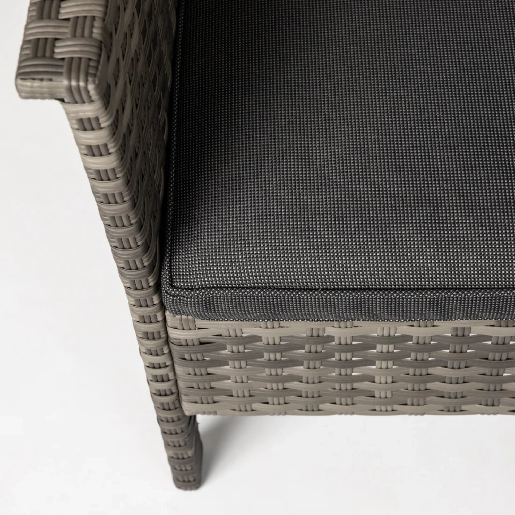 Well Traveled Living Jareth Wicker Patio Set | Novaselectes