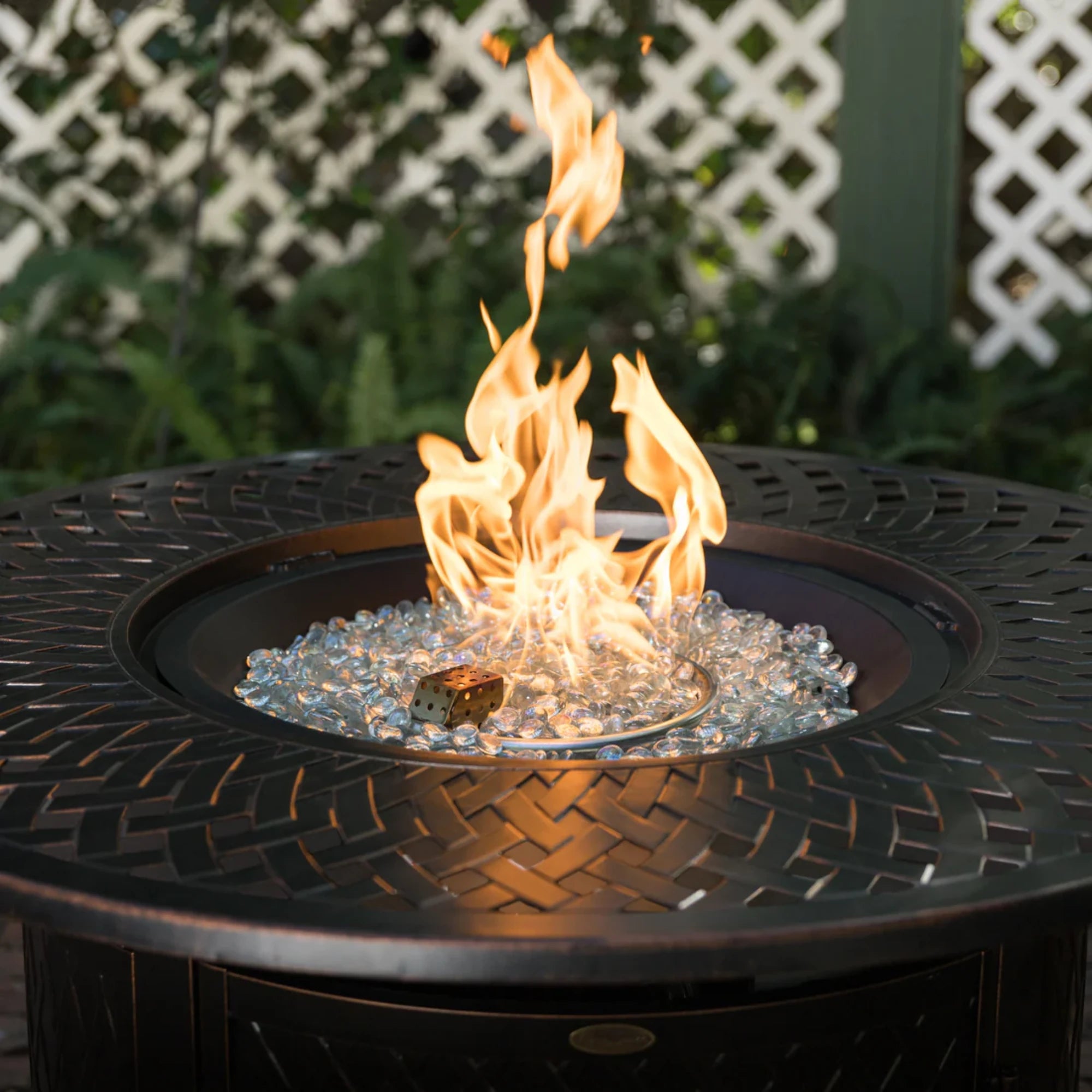 Well Traveled Living Verona Aluminum Round Propane Fire Pit | Novaselectes