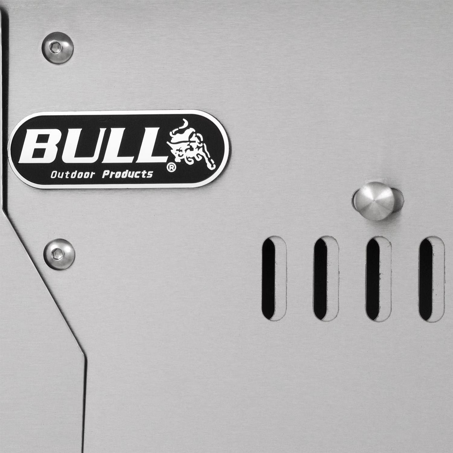 Bull 88000 Bison Premium Freestanding Charcoal Grill | Buy at Novaselectes