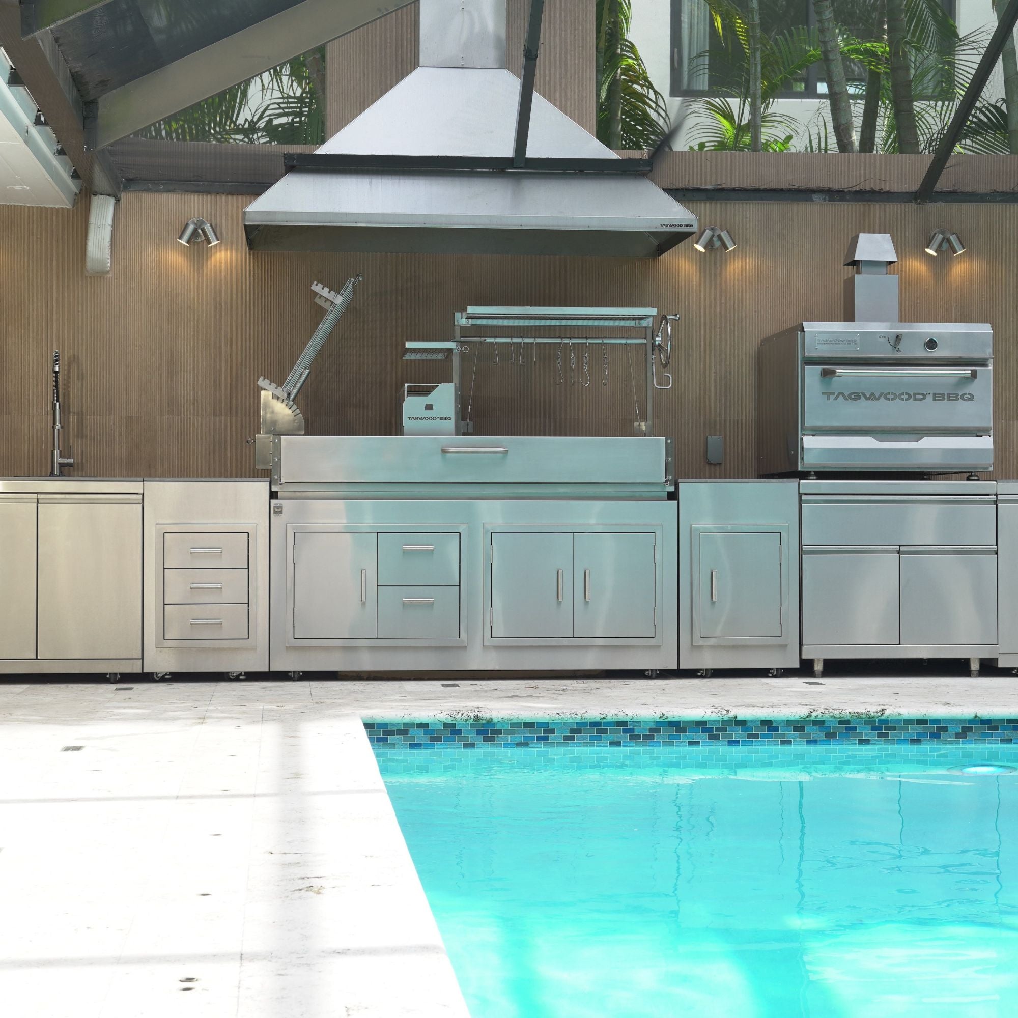 Tagwood BBQ28SS Argentine Santa Maria Built-In Charcoal Grill | Novaselectes