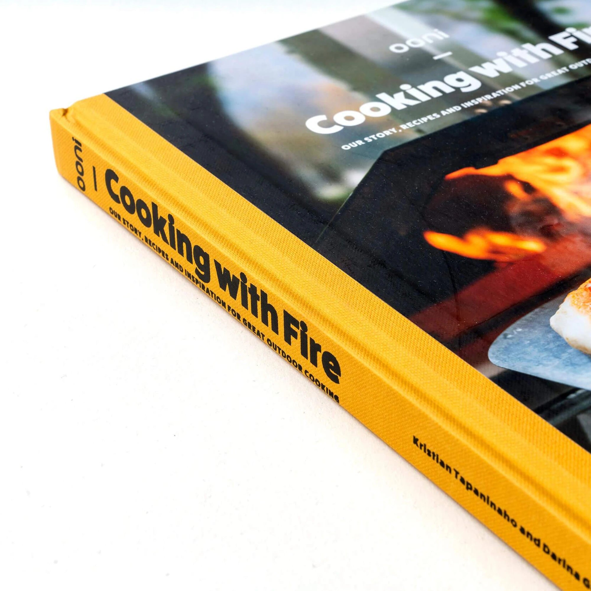 Ooni Cooking with Fire Cookbook | Novaselectes