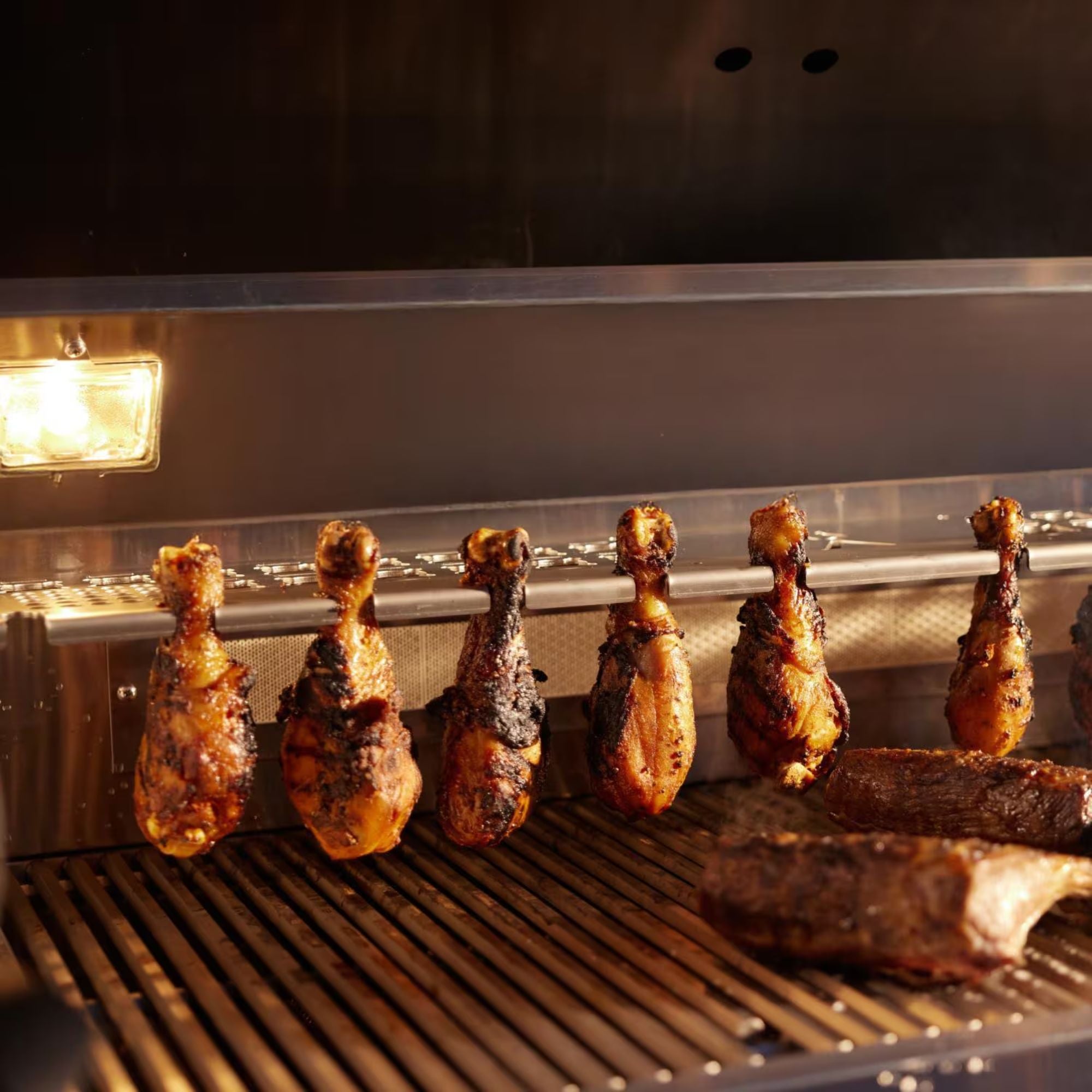 Blaze LTE PRO 32-Inch 4-Burner Freestanding Gas Grill w/ Digital Temperature Screen & Rear Infrared Burner | Novaselectes