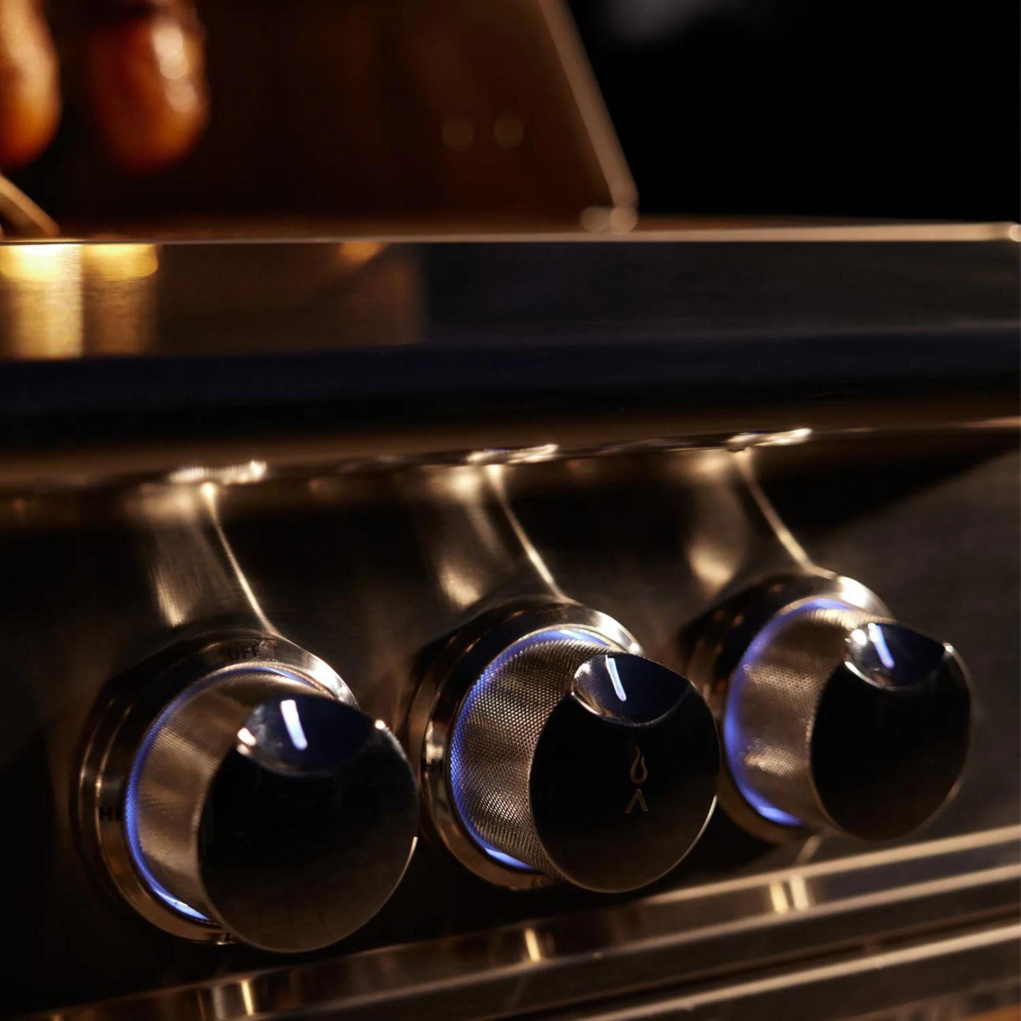 Blaze LTE PRO 40-Inch 5-Burner Freestanding Gas Grill w/ Digital Temperature Screen & Rear Infrared Burner | Novaselectes