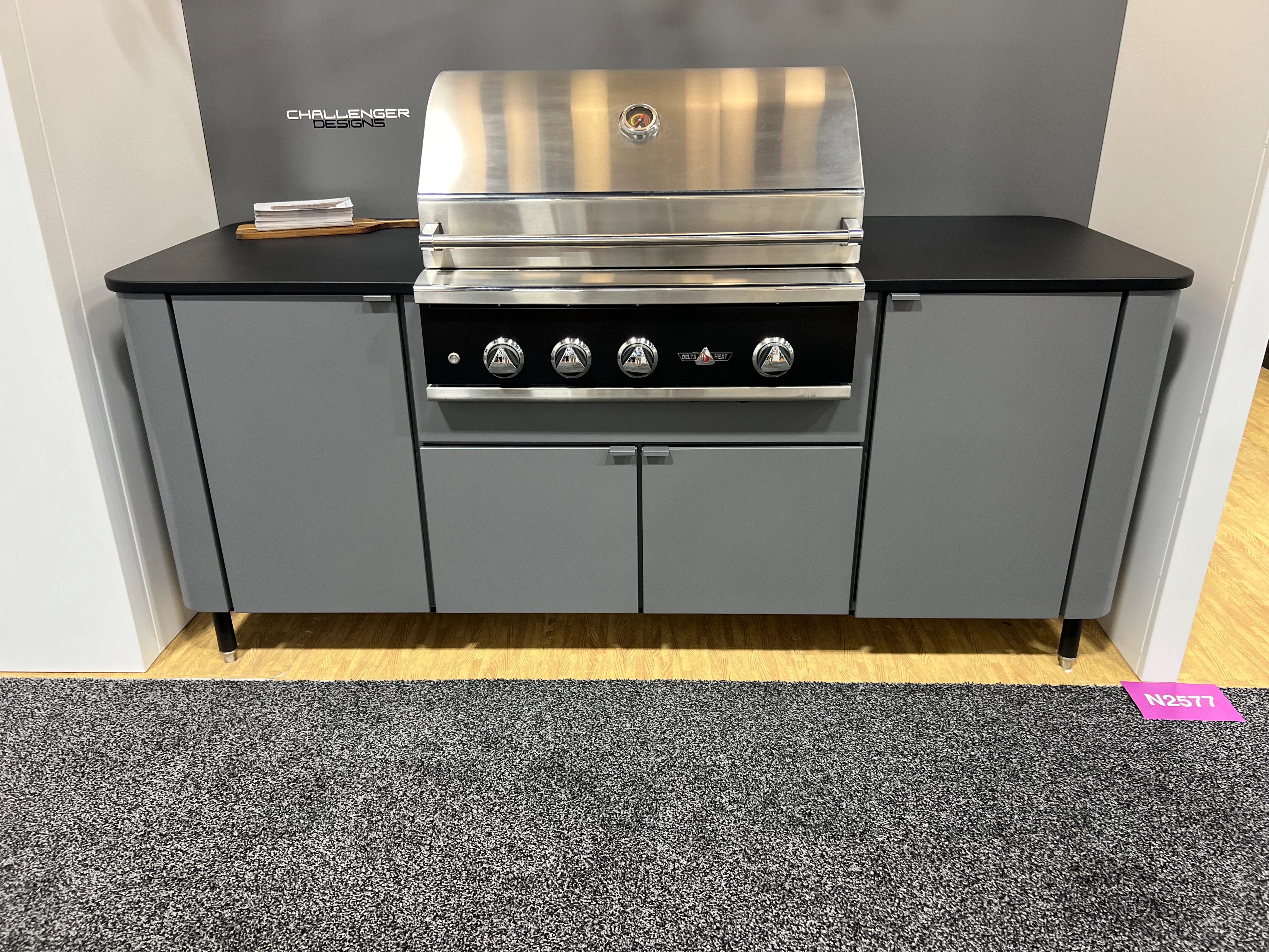 Challenger Designs Cascade 82.5-Inch Powder Coated Aluminum Kitchen Island for 32 Inch Grill | Novaselectes