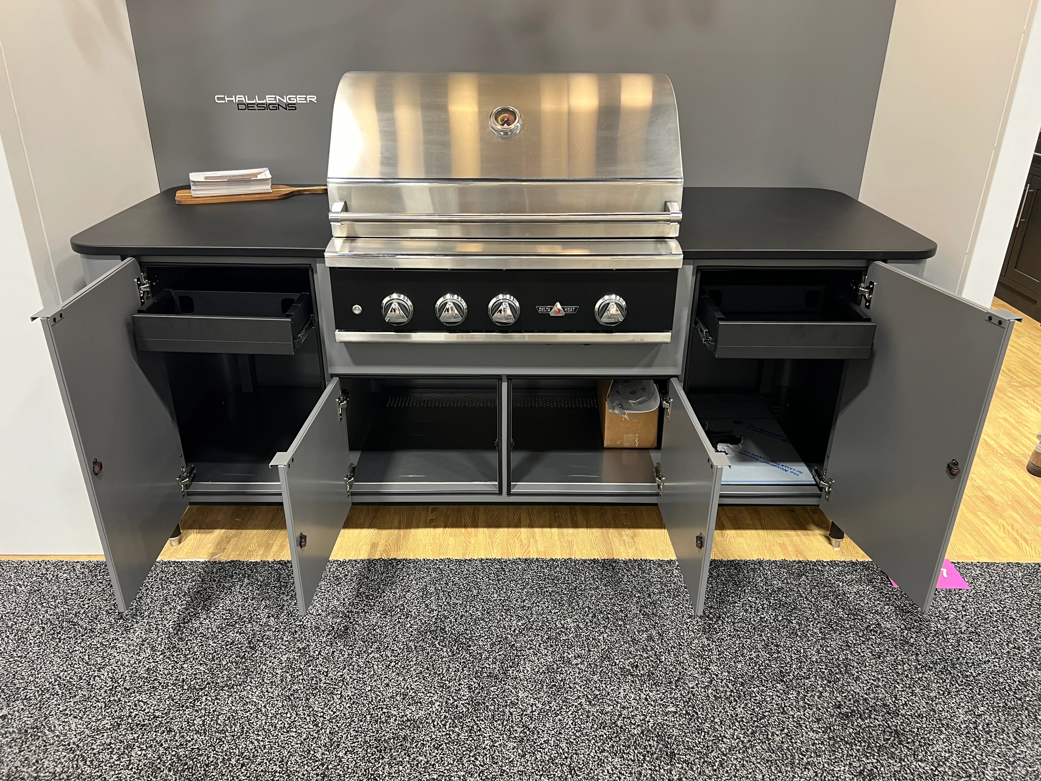 Challenger Designs Cascade 82.5-Inch Powder Coated Aluminum Kitchen Island for 32 Inch Grill | Novaselectes